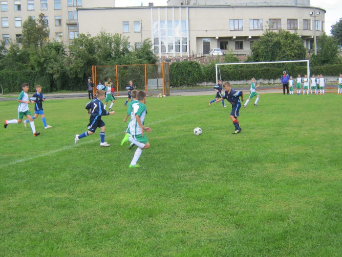 Стартували змагання ДЮФЛІФО серед команд U-12