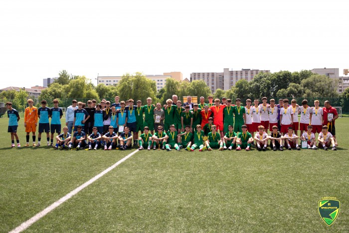 СДЮСШОР &quot;Прикарпаття&quot; – чемпіон ДЮФЛІФО U-16