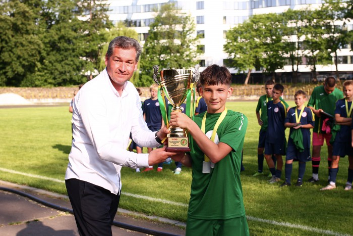 СДЮСШОР &quot;Прикарпаття&quot; – чемпіон ДЮФЛІФО U-14
